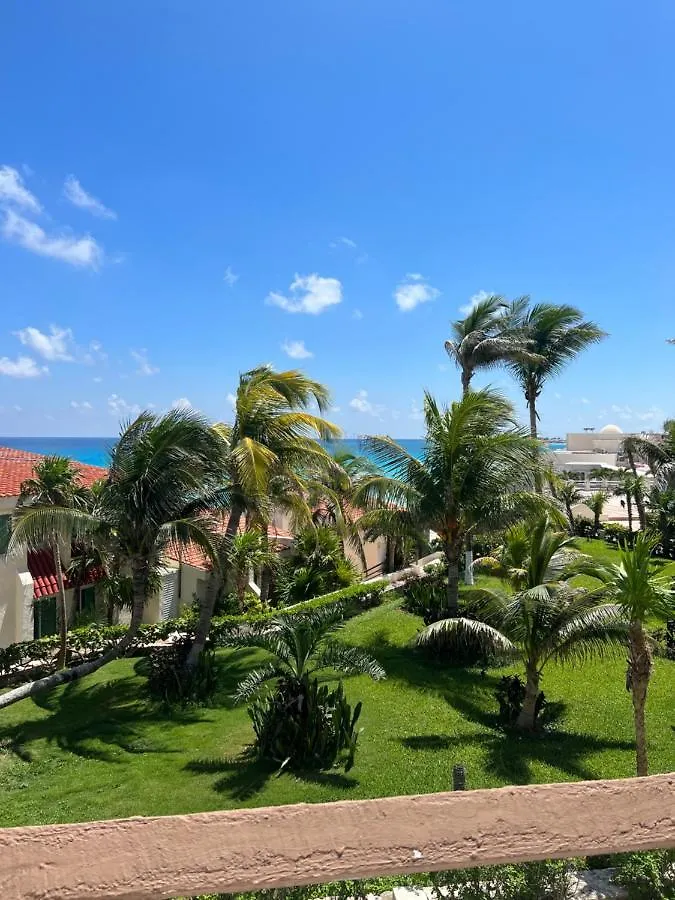 Hermoso Depto Con Vista Al Mar En Zona Hotelera. Cancun